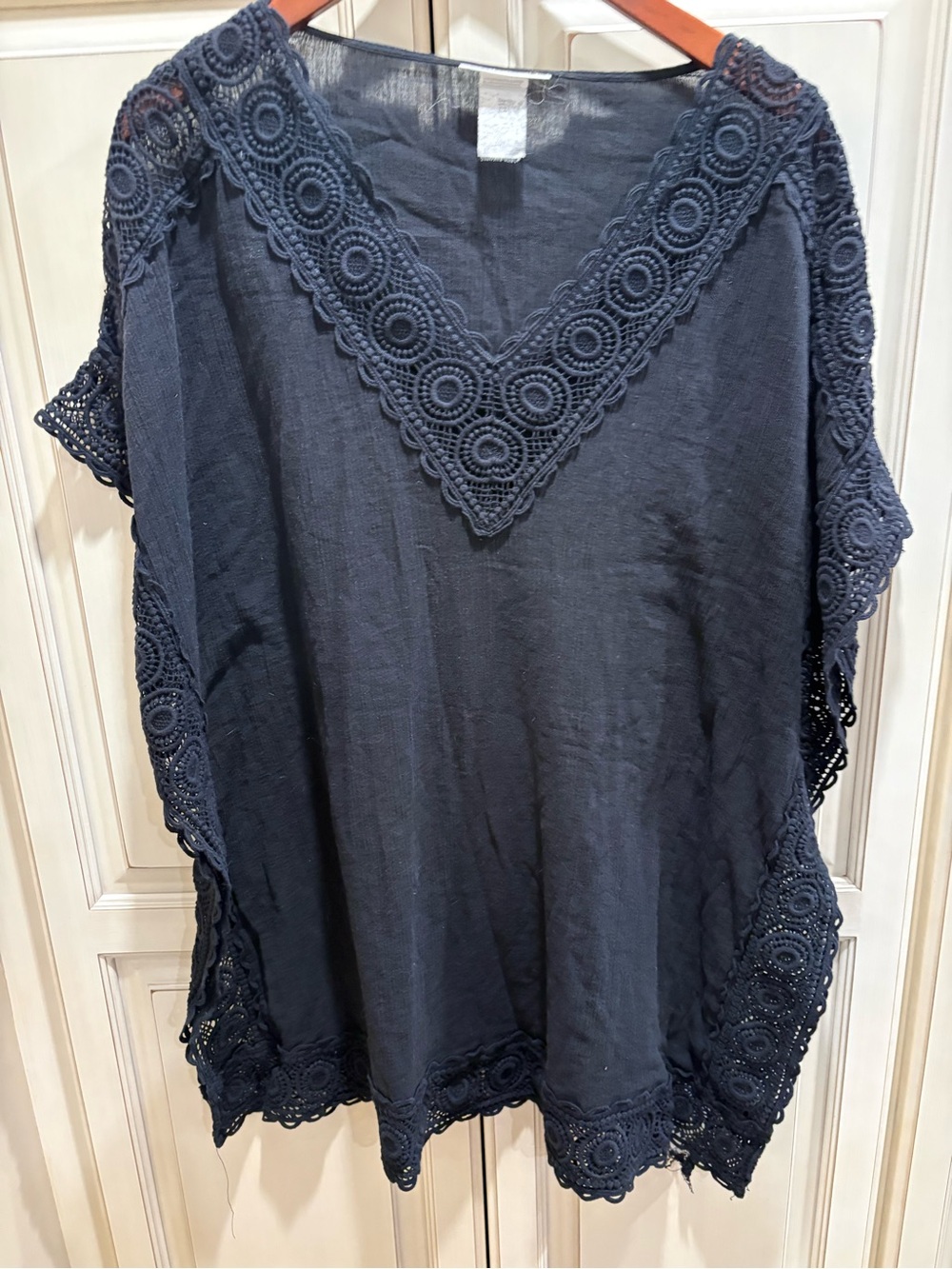 La Blanca Black Swim Cover-Up with Gold Logo
